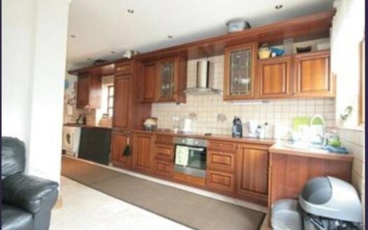 3 Bedroom Semi-Detached House – Kingsbury